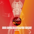 Madonna a Music c. slágerében...